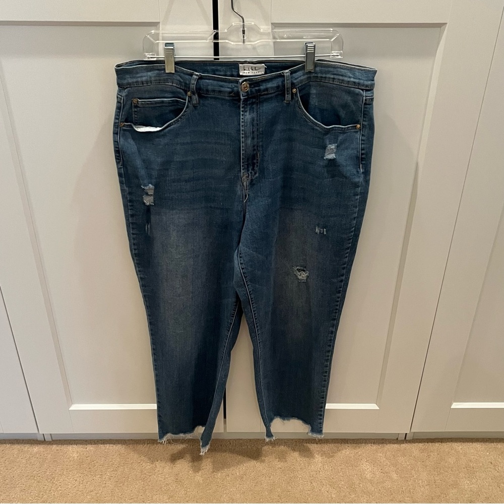 Nicole Miller Dark Blue Distressed Ankle Jeans